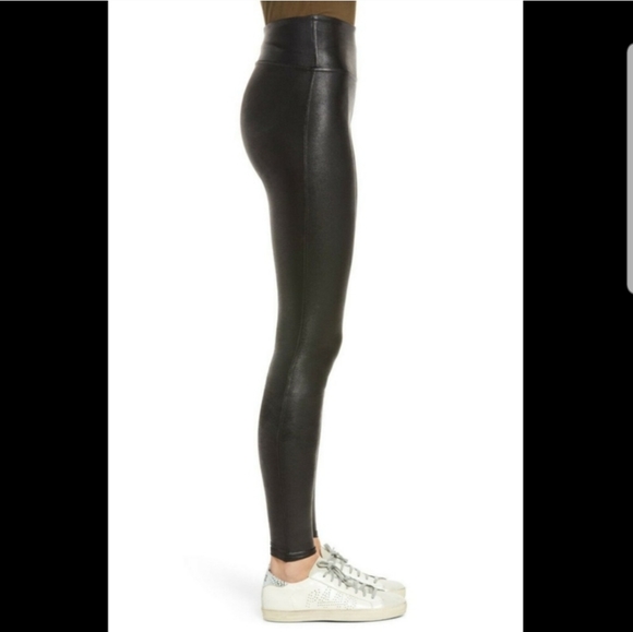 Spanx Faux Leather Leggings Black Size Medium - Picture 3 of 12
